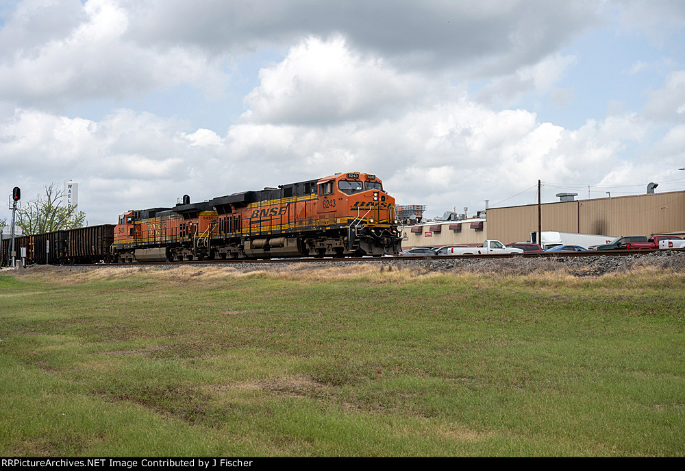 BNSF 6243